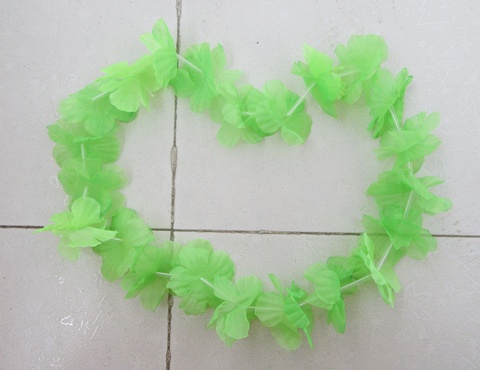 12 Green Hawaiian Dress Party Flower Leis/Lei 100cm - Click Image to Close